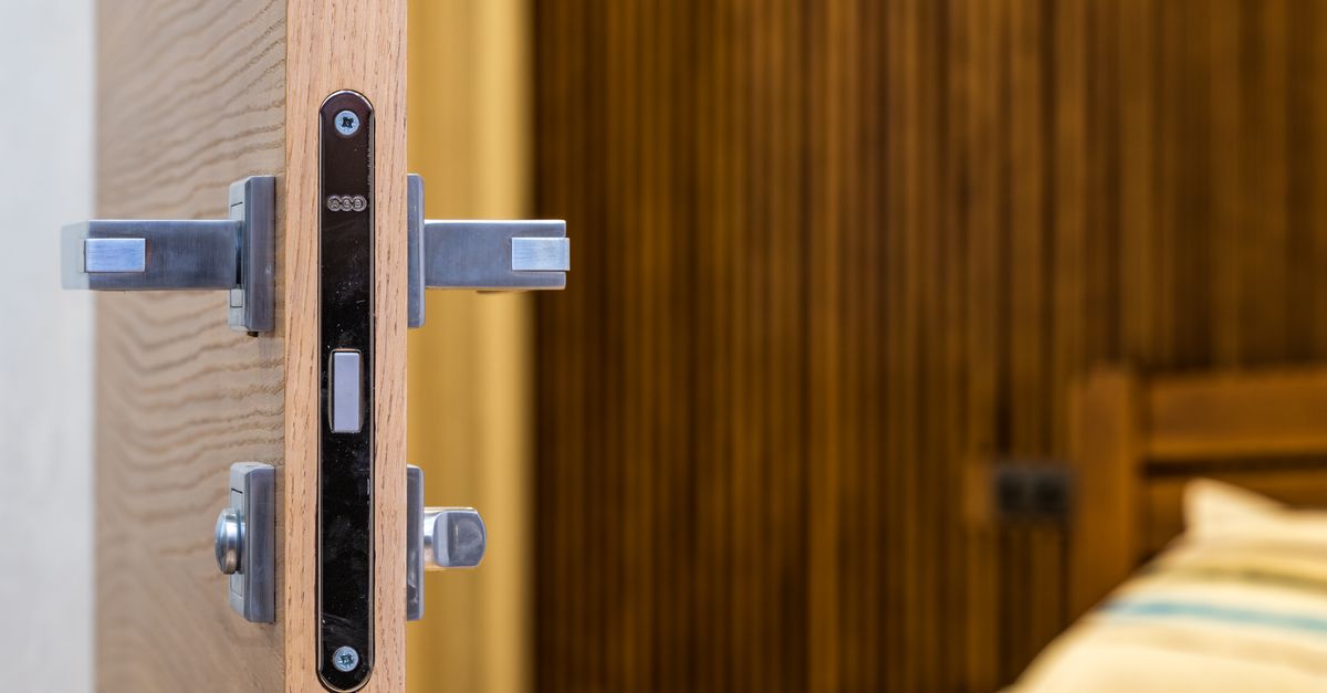 Mortise Lock vs. Door Knob Lock: Which Is Right for Your Door? — Bolt Locksmiths