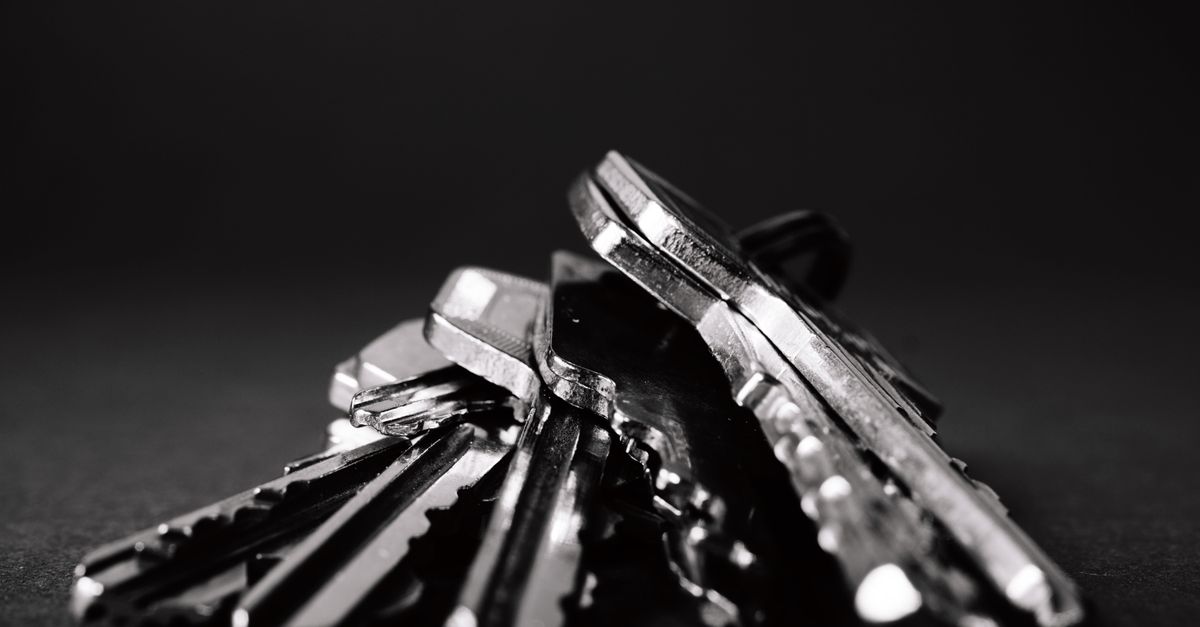 locksmith service technician — Bolt Locksmiths