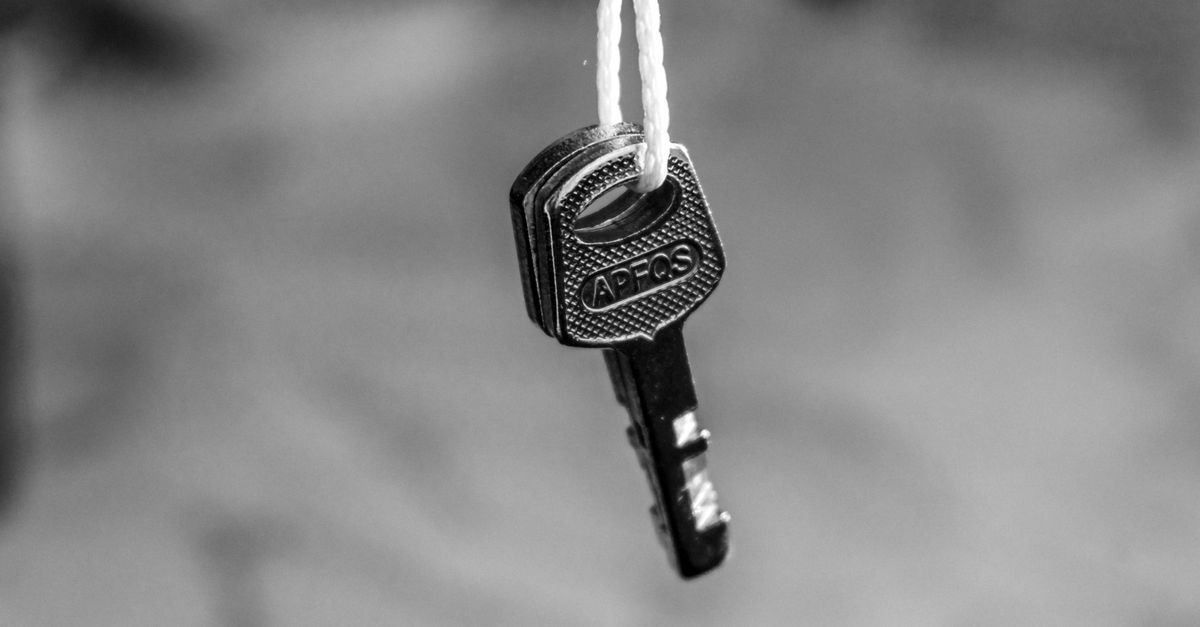 locksmith service technician — Bolt Locksmiths